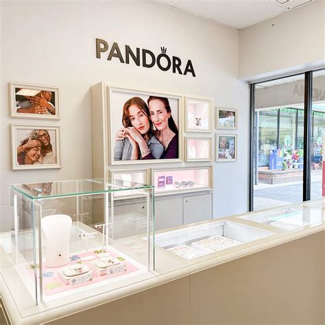 jewelry stores that carry Pandora